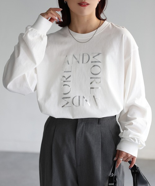 Riberry(リベリー)の「【イージーケア】スクエアロゴプリントロンT(Tシャツ/カットソー・レディース・ホワイト×ブラック/ホワイト×シルバー/グレー系・FREE)」の8枚目の写真