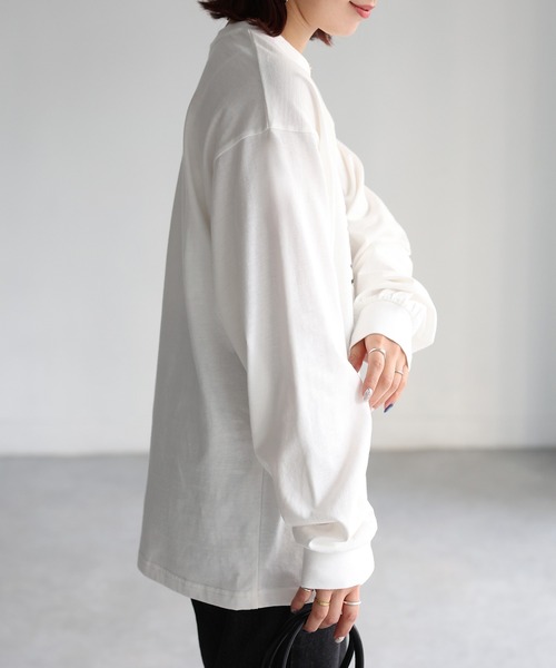 Riberry(リベリー)の「【イージーケア】スクエアロゴプリントロンT(Tシャツ/カットソー・レディース・ホワイト×ブラック/ホワイト×シルバー/グレー系・FREE)」の18枚目の写真