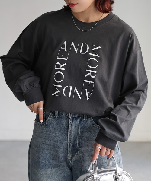 Riberry(リベリー)の「【イージーケア】スクエアロゴプリントロンT(Tシャツ/カットソー・レディース・ホワイト×ブラック/ホワイト×シルバー/グレー系・FREE)」の10枚目の写真