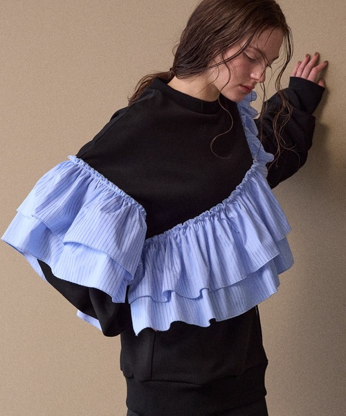 MIELI INVARIANT（ミエリインヴァリアント）の「Pinstripe Frill Sweat Pull Over（スウェット・レディース・ブラック系その他/ブラック・FREE）」の16枚目の写真