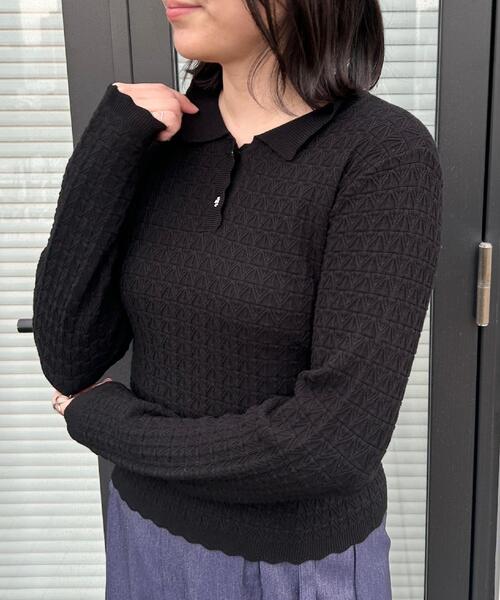 couture brooch(クチュールブローチ)の「【洗える着映え】ビジュー釦ポロニット(ニット/セーター・レディース・ライトグレー/ブラック/オフホワイト・38/36/42)」の12枚目の写真