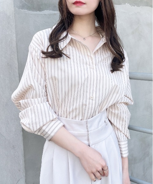 INGNI(イング)の「2Wayオフショルストライプ柄シャツ(シャツ/ブラウス・レディース・サックスブルー/ブルー系1/ベージュ系4/ピンク系9・M)」の10枚目の写真