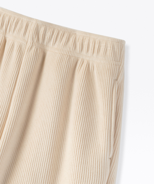 MUSINSA STANDARD KIDS（ムシンサスタンダードキッズ）の「ベルベットコーデュロイブーツカットパンツ[クリーム]（その他パンツ・レディース・その他・100/110）」の4枚目の写真