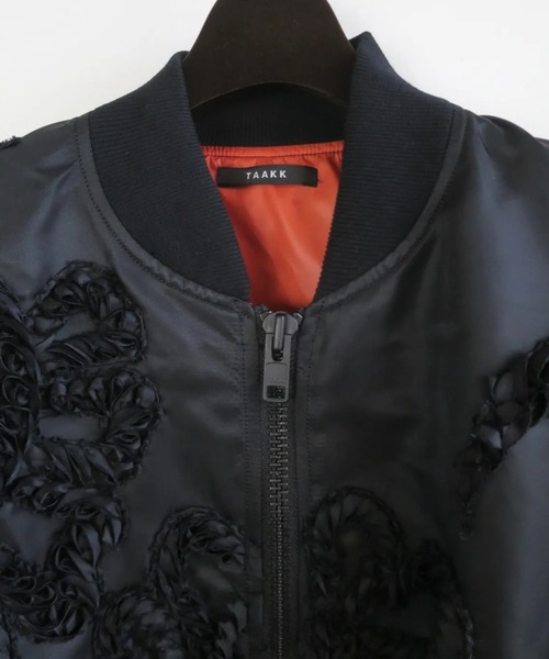 TAAKK(ターク)の「【TAAKK/ターク】MA-1 Blouson(MA-1・メンズ・ブラック/ベージュ・3/2)」の6枚目の写真