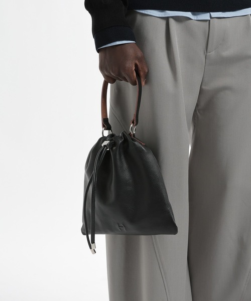 HARE(ハレ)の「レザーキンチャクBAG(HARE)(ショルダーバッグ・メンズ・ブラック・FREE)」の6枚目の写真