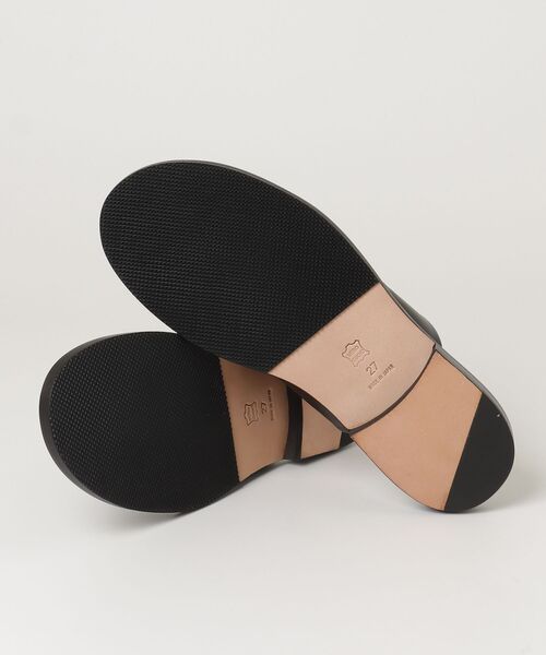 Tomo & Co（トモアンドシーオー）の「Tomo&Co / トモアンドシーオー/DOUBLE TUSSEL THONG SANDAL（サンダル・メンズ・ブラック/ブラウン・27/26）」の4枚目の写真