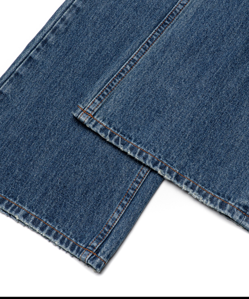 CONNECT KINLOCH（コネクトキンロック）の「ディストレスドフレアデニムパンツ[ブルー]（デニムパンツ・メンズ・ブルー・SMALL/MEDIUM/LARGE）」の6枚目の写真