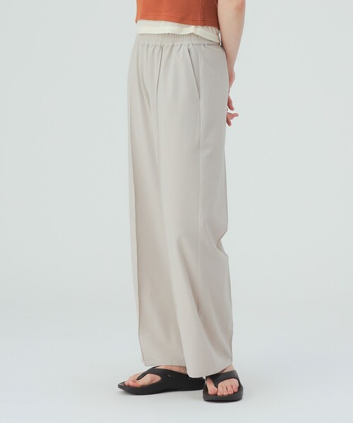 BEAMS HEART(ビームスハート)の「【接触冷感・UVカット】コンフォート ワイド パンツ(スラックス・レディース・ブラウン/ベージュ/チャコールグレー・FREE)」の7枚目の写真