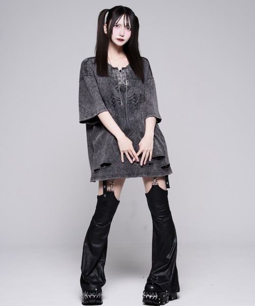 REFLEM(レフレム)の「『REFLEM/レフレム』チェーン編み上げグランジヘンリーTシャツ/ハーフスリーブカットソー(Tシャツ/カットソー・レディース・ブラック/グレー・FREE)」の17枚目の写真