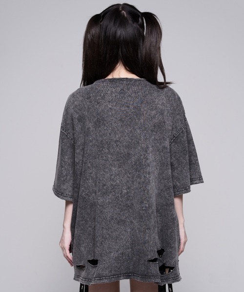 REFLEM(レフレム)の「『REFLEM/レフレム』チェーン編み上げグランジヘンリーTシャツ/ハーフスリーブカットソー(Tシャツ/カットソー・レディース・ブラック/グレー・FREE)」の15枚目の写真