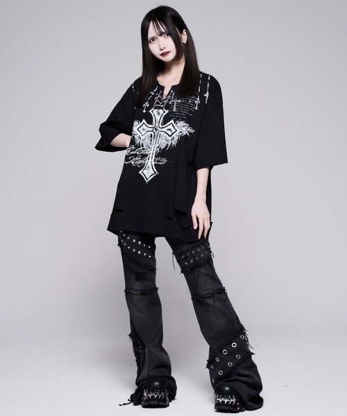 REFLEM(レフレム)の「『REFLEM/レフレム』チェーン編み上げグランジヘンリーTシャツ/ハーフスリーブカットソー(Tシャツ/カットソー・レディース・ブラック/グレー・FREE)」の12枚目の写真