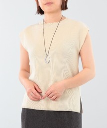 【Mサイズ】総針編みラウンドネックノースリニット
