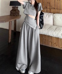 Miniministore（ミニミニストア）の「クロップド丈トップス ワイドパンツセット（セットアップ）」