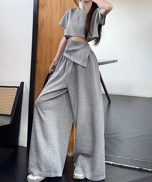 Miniministore(ミニミニストア)の「クロップド丈トップス ワイドパンツセット(セットアップ・レディース・ブラック/グレー・M/L)」の3枚目の写真