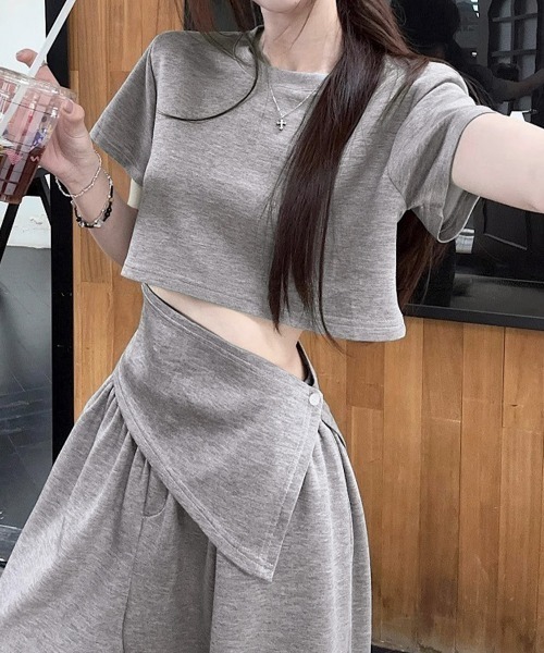 Miniministore(ミニミニストア)の「クロップド丈トップス ワイドパンツセット(セットアップ・レディース・ブラック/グレー・M/L)」の6枚目の写真