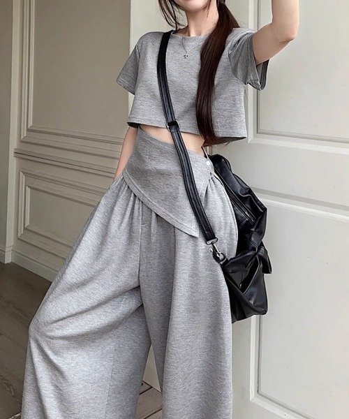 Miniministore(ミニミニストア)の「クロップド丈トップス ワイドパンツセット(セットアップ・レディース・ブラック/グレー・M/L)」の14枚目の写真