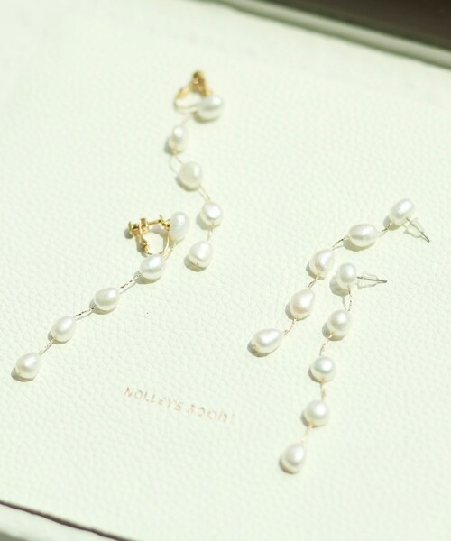 grace grace (グラスグラス)の「【松葉(yuki_nol)別注】【grace grace/グラスグラス】スキップ淡水パールピアス(ピアス(両耳用)・レディース・オフホワイト・FREE)」の3枚目の写真