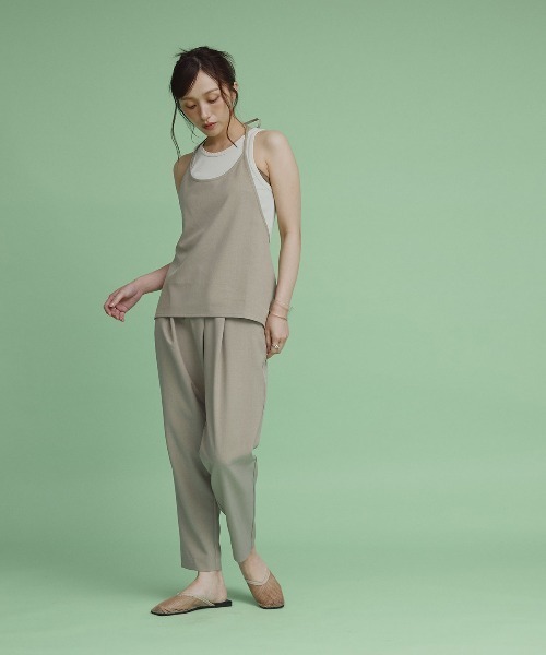 W:Huku(フーク)の「【W:Huku / シルキーサマーツイル】接触冷感 テーパード ラップ スラックス パンツ / Silky Summer Twill Tapered Wrap Pants(その他パンツ・レディース・ブラック/ベージュ/グレー・L/M)」の7枚目の写真