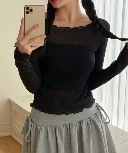 Girly Doll(ガーリードール)の「メロウフリル長袖カットソー(Tシャツ/カットソー・レディース・ホワイト/ピンク/ブルー/ブラック・FREE)」の3枚目の写真