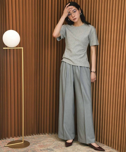 ELFRANK(エルフランク)の「ハイウエストピンストライプタックワイドパンツ(ウエストゴム)【洗える】(その他パンツ・レディース・グレー系その他/ベージュ系その他・L/M/S)」の3枚目の写真
