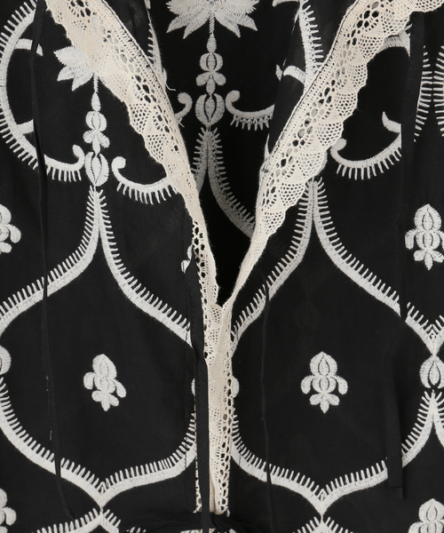 Spick & Span(スピックアンドスパン)の「Devotion TWINS / デヴォーション ツインズ CANNY(ベスト・レディース・ブラック・SMALL)」の4枚目の写真