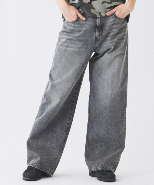 JOURNAL STANDARD relume(ジャーナルスタンダード レリューム)の「スモーキーデニム 11oz フェード ワイドパンツ(デニムパンツ・メンズ・ブルー系その他/コバルトブルー/ブラックミックス・LARGE/MEDIUM)」の2枚目の写真