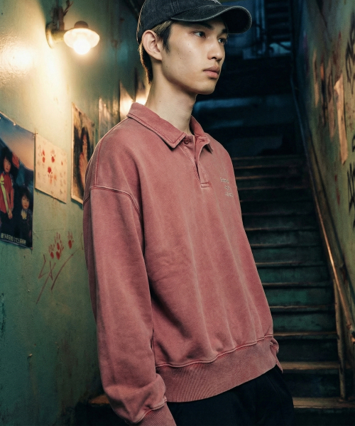 LENGAGEMENT(ランガージュマン)の「AGIR Salt-Washed Crop Polo Sweatshirt (Indian Pink)(スウェット・レディース・ピンク・1/2)」の4枚目の写真