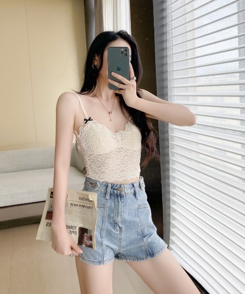 NoBelle(ノベル)の「カップ付きシアーキャミソール サイドリボンレースフリルブラトップ(キャミソール・レディース・ブラック/ホワイト・FREE)」の4枚目の写真