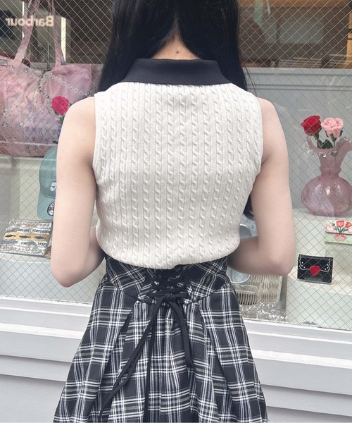 INGNI(イング)の「襟配色ノースリポロニット(ニット/セーター・レディース・ブラック×ホワイト/アイボリー系3/ピンク系2・M)」の13枚目の写真