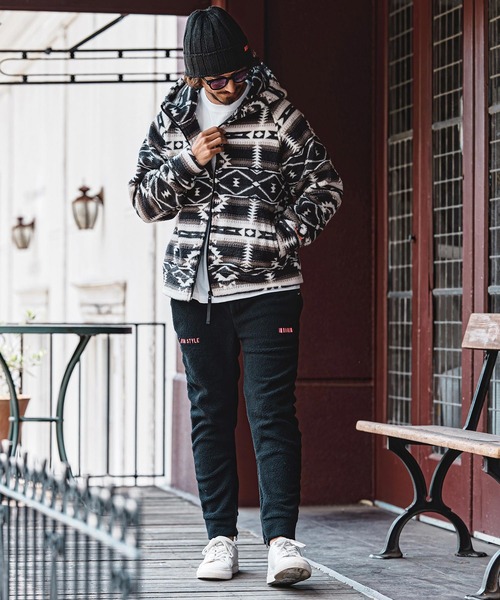 felkod(フィルコッド)の「mpa4152- Ortega Pattern Fleece Hoodie フリースフーデッドパーカー(F26A170)(パーカー・メンズ・ネイビー/ブラック・S/M/L)」の14枚目の写真