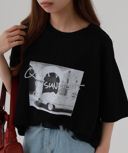 atONE(アットワン)の「接触冷感 箔×ヴィンテージカーフォトプリント カノコ Tシャツ 半袖(Tシャツ/カットソー・レディース・ブラック×シルバー/ホワイト×ゴールド・M)」の3枚目の写真