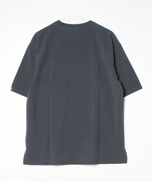 FIGURE（フィギュア）の「MESH JERSEY HN0261-CT0003（Tシャツ/カットソー・メンズ・ブラック/チャコールグレー・MEDIUM/X-LARGE/LARGE）」の3枚目の写真