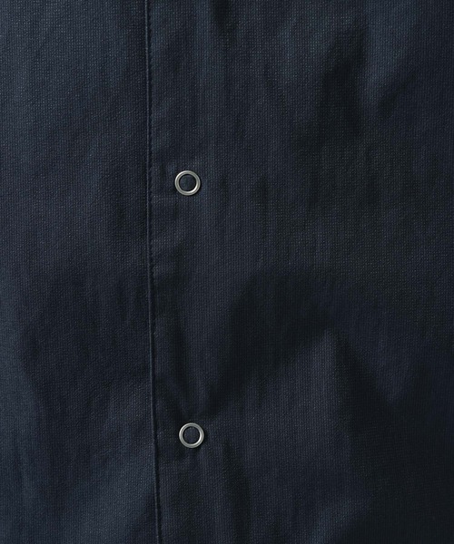 BAYFLOW（ベイフロー）の「【UVカット・接触冷感・吸水速乾・軽量】FLOW AIRシャツ[セットアップ可]（シャツ/ブラウス・メンズ・ネイビー/ベージュ・LARGE/MEDIUM）」の12枚目の写真