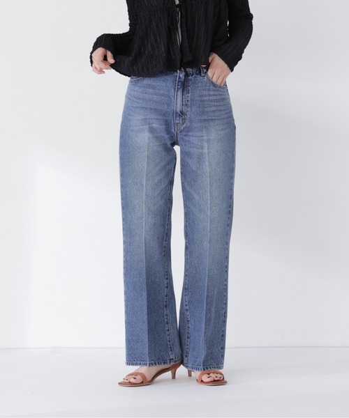 NATURAL BEAUTY BASIC(ナチュラルビューティーベーシック)の「セミフレアデニムパンツ(その他パンツ・レディース・ブラック/ブルー・X-SMALL/SMALL/MEDIUM)」の2枚目の写真