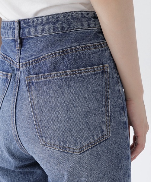 NATURAL BEAUTY BASIC(ナチュラルビューティーベーシック)の「セミフレアデニムパンツ(その他パンツ・レディース・ブラック/ブルー・X-SMALL/SMALL/MEDIUM)」の5枚目の写真