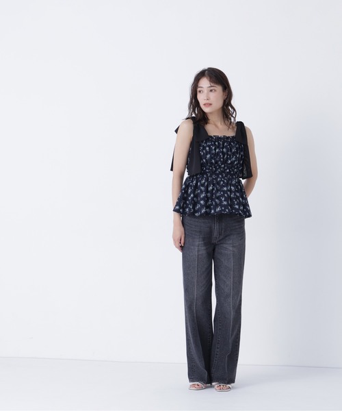 NATURAL BEAUTY BASIC(ナチュラルビューティーベーシック)の「セミフレアデニムパンツ(その他パンツ・レディース・ブラック/ブルー・X-SMALL/SMALL/MEDIUM)」の9枚目の写真