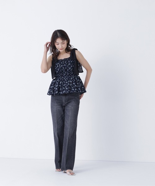 NATURAL BEAUTY BASIC(ナチュラルビューティーベーシック)の「セミフレアデニムパンツ(その他パンツ・レディース・ブラック/ブルー・X-SMALL/SMALL/MEDIUM)」の13枚目の写真