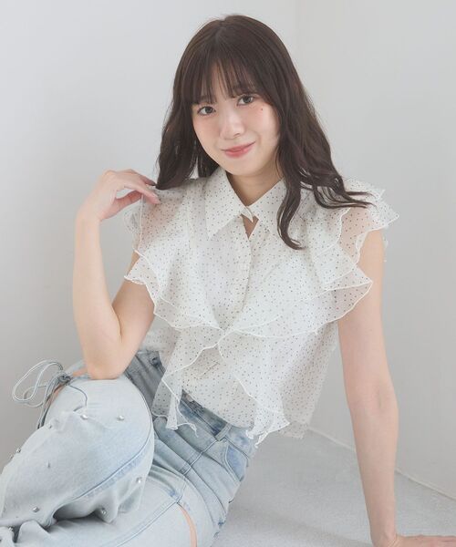 MAJESTIC LEGON(マジェスティックレゴン)の「襟付きエアリーフリルノースリブラウス(シャツ/ブラウス・レディース・アイボリー/ピンク/ホワイト系その他2/グレー系その他・MEDIUM)」の21枚目の写真