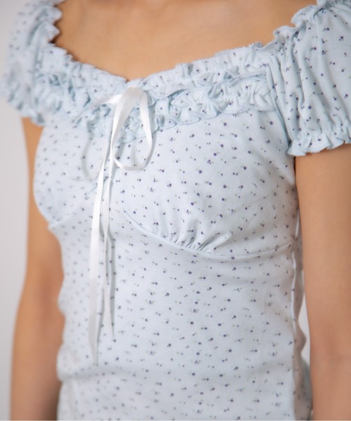 Chiina(チーナ)の「【Chiina】小花柄 2WAYスクエアネックトップス(Tシャツ/カットソー・レディース・パープル/ホワイト/グレー/ライトブルー・FREE)」の13枚目の写真