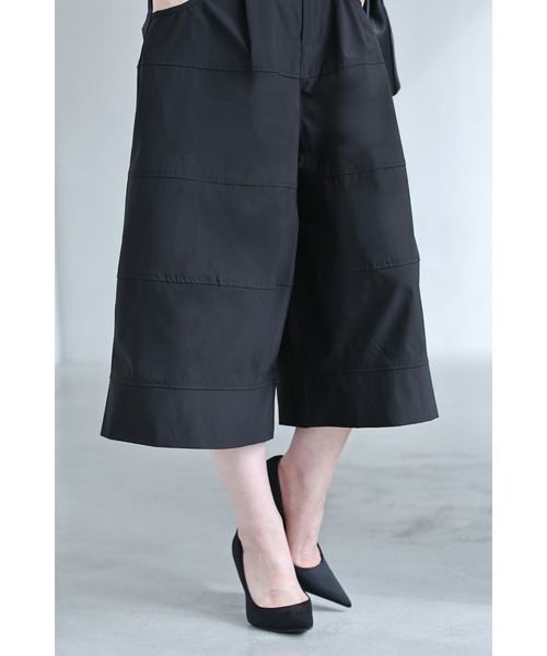 cawaii(カワイイ)の「膝まで隠せる ハーフパンツ(その他パンツ・レディース・ブラック・XL)」の1枚目の写真