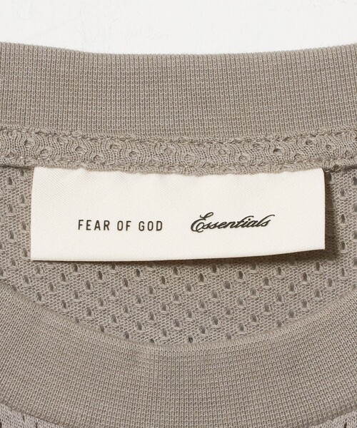 FOG ESSENTIALS（エフオージーエッセンシャルズ）の「＜FEAR OF GOD ESSENTIALS＞MERCH ロングスリーブ Tシャツ（Tシャツ/カットソー・メンズ・ブラック/グレー系・XS/M/S/L）」の15枚目の写真