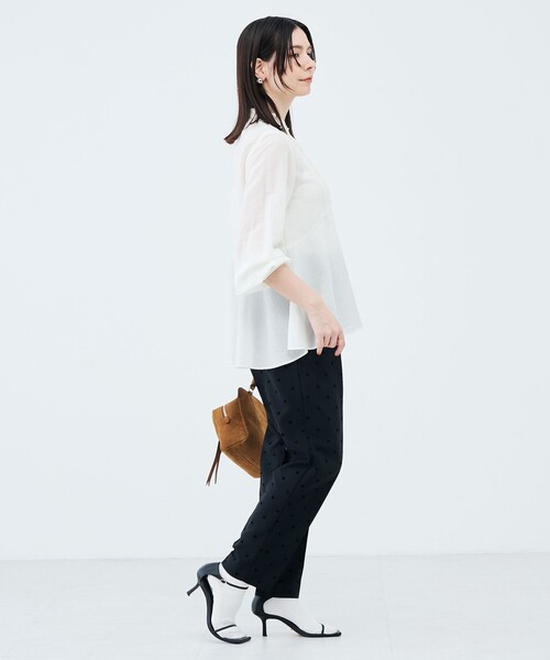 NOLLEY’S(ノーリーズ)の「異素材コンビボザムブラウス(シャツ/ブラウス・レディース・ブラック/オフホワイト・38/36)」の10枚目の写真