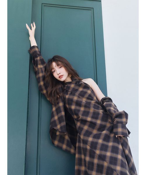 LILY BROWN（リリーブラウン）の「オンブレーバイアスネルワンピース（ワンピース・レディース・ブラウン/ホワイト/グリーン・1/0）」の13枚目の写真