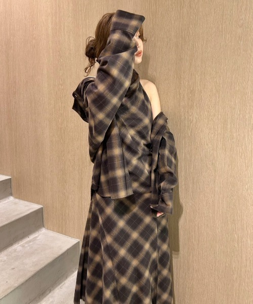 LILY BROWN（リリーブラウン）の「オンブレーバイアスネルワンピース（ワンピース・レディース・ブラウン/ホワイト/グリーン・1/0）」の6枚目の写真