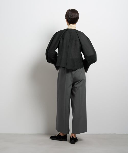 LANVIN en Bleu(ランバンオンブルー)の「シアージップアップブルゾン(ブルゾン・レディース・ベージュ/ブラック/ブラウン・38)」の6枚目の写真