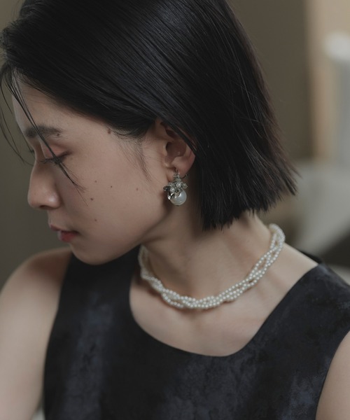 RUIRUE BOUTIQUE(ルイルエブティック)の「メタル フラワー パール イヤリング | 揺れるイヤリング・オケージョンイヤリング・アクセサリー・結婚式アクセサリー(イヤリング・レディース・ゴールド/シルバー・FREE)」の10枚目の写真
