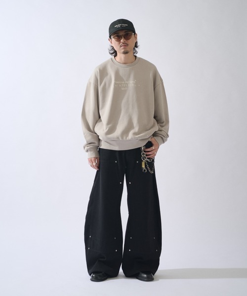 Lui's(ルイス)の「SURJENT オーバーサイズステンシルスウェット(スウェット・メンズ・グレー/ブラック・1/2)」の13枚目の写真