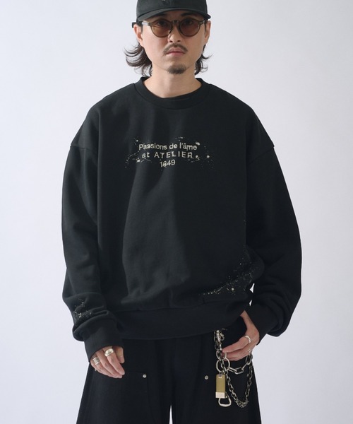 Lui's(ルイス)の「SURJENT オーバーサイズステンシルスウェット(スウェット・メンズ・グレー/ブラック・1/2)」の4枚目の写真