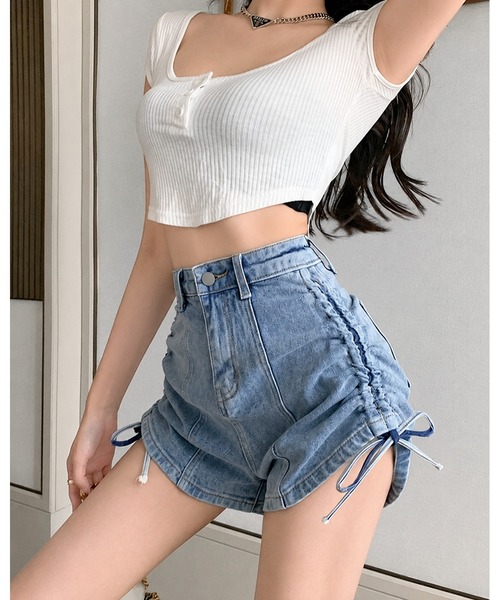 FUNdaysion（ファンデイション）の「サイドドロストギャザーデニムショートパンツ（デニムパンツ・レディース・ダークグレー/ブラック/サックスブルー・S/L/M）」の7枚目の写真