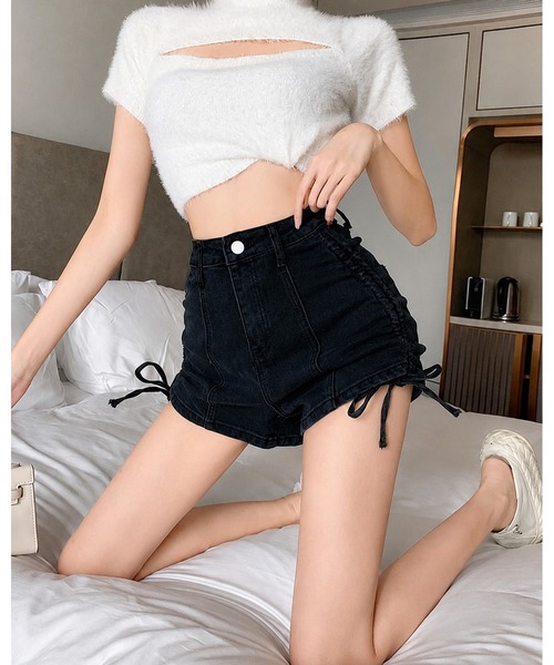 FUNdaysion（ファンデイション）の「サイドドロストギャザーデニムショートパンツ（デニムパンツ・レディース・ダークグレー/ブラック/サックスブルー・S/L/M）」の22枚目の写真
